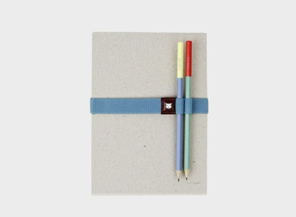 Papier Tigre Pen Holder for notebooks in light blue